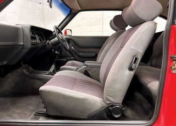 1987 Ford Capri Laser_interior2